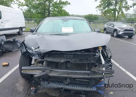 2019 Subaru Legacy 2.5I Premium из США, поврежденный, VIN 4S3BNAF66K3030617